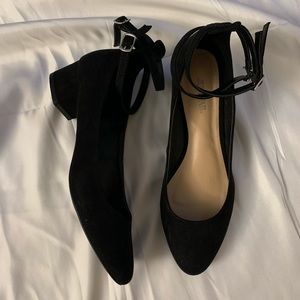 JustFab size 10 Kitten heels